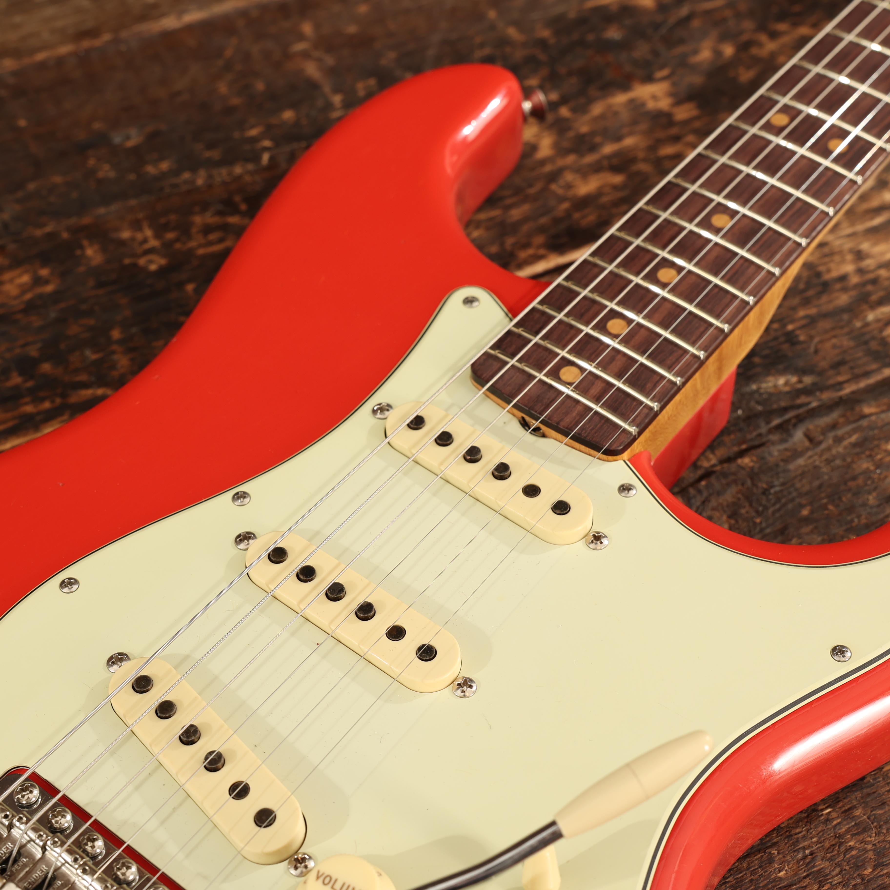 Fender Custom Shop '63 Journeyman Relic Stratocaster in Aged